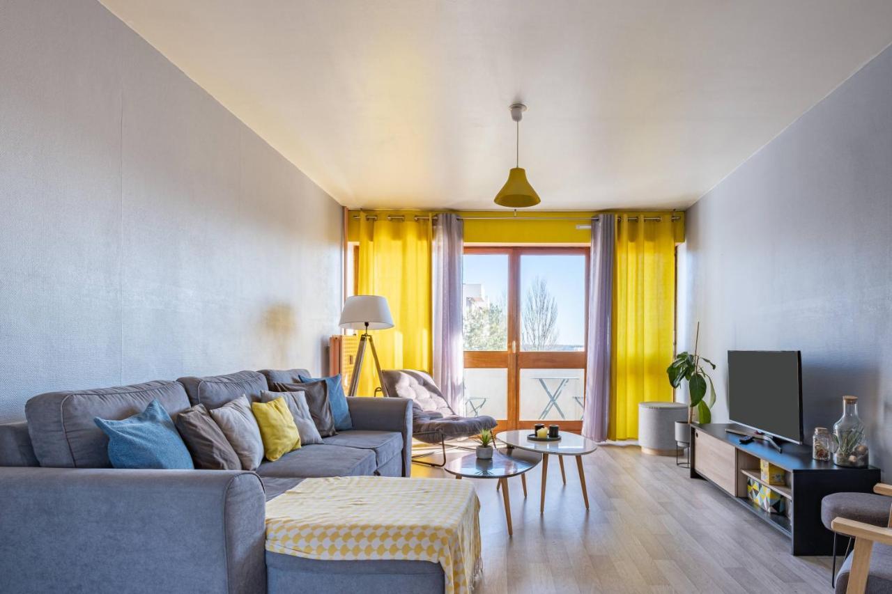 Appartement Spacieux Equipe Avec Wifi Bourges Kültér fotó